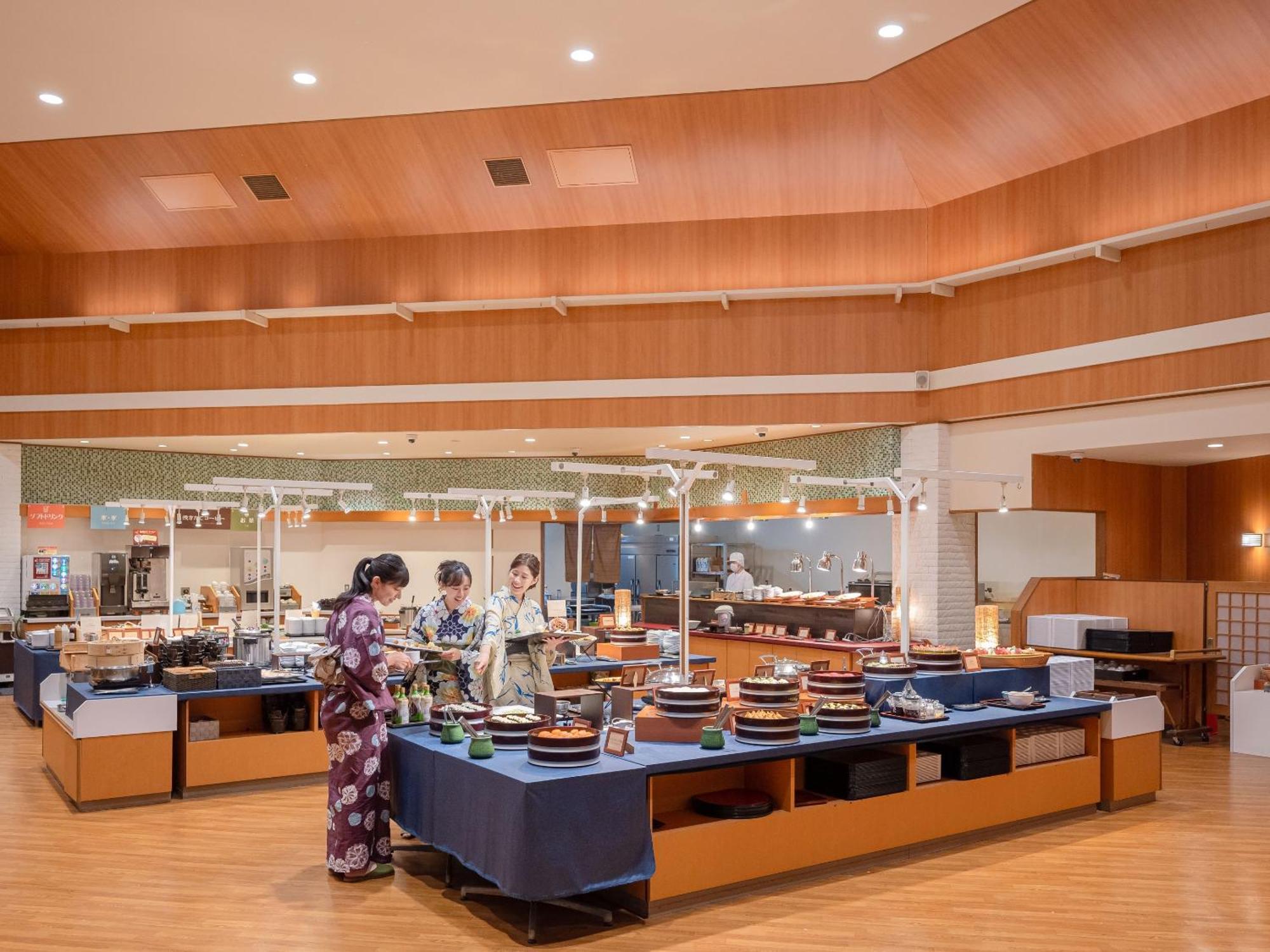 Yukai Resort Dogo Saichoraku Matsuyama  Bagian luar foto