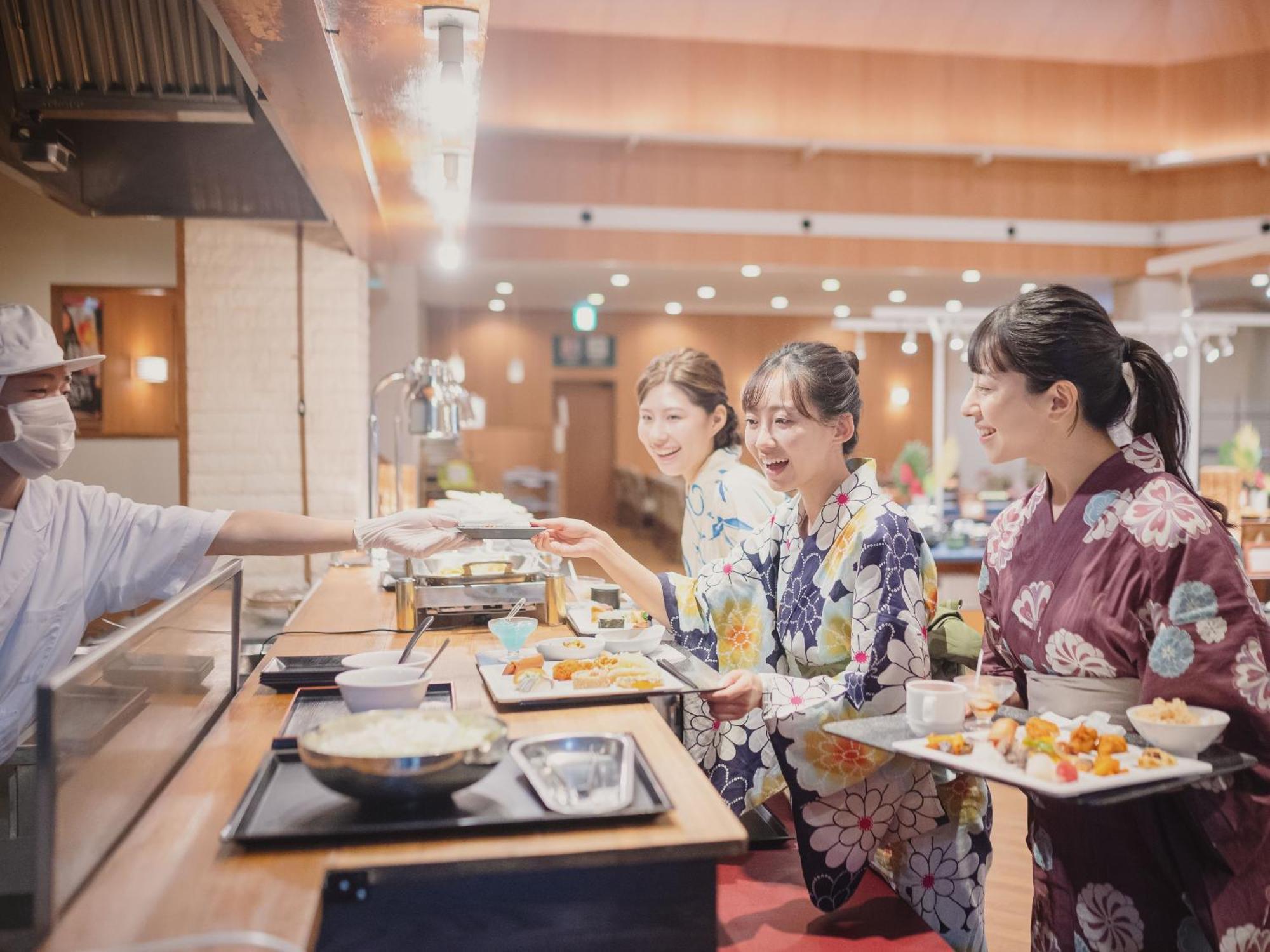 Yukai Resort Dogo Saichoraku Matsuyama  Bagian luar foto